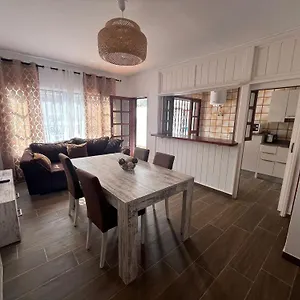https://casa-lucia-tias.in-canary-islands.com